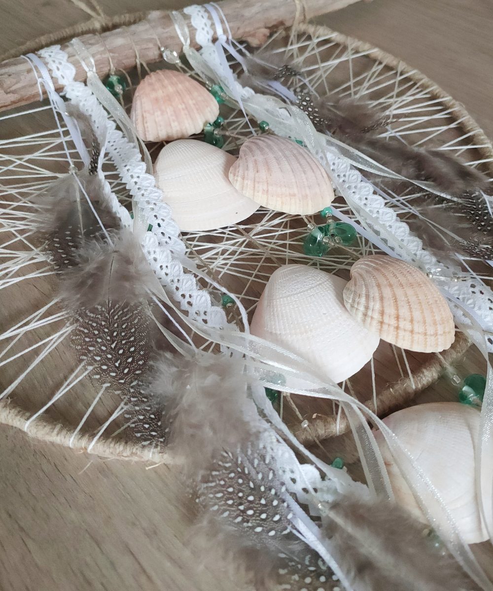 Attrape rêves coquillage bois flotté